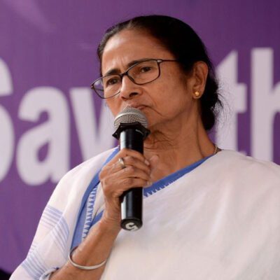 కోల్‌కతాలో ఈడీ వర్సెస్ మమతా బెనర్జీ: ఐ-ప్యాక్ దాడుల వద్ద ఉద్రిక్తత..