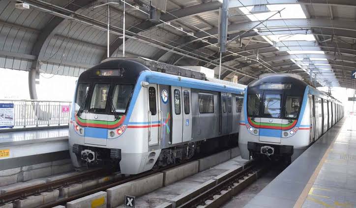 Hyderabad Metro : న్యూ ఇయర్ జోష్..  మెట్రో రైలు ప్రయాణికులకు గుడ్ న్యూస్..