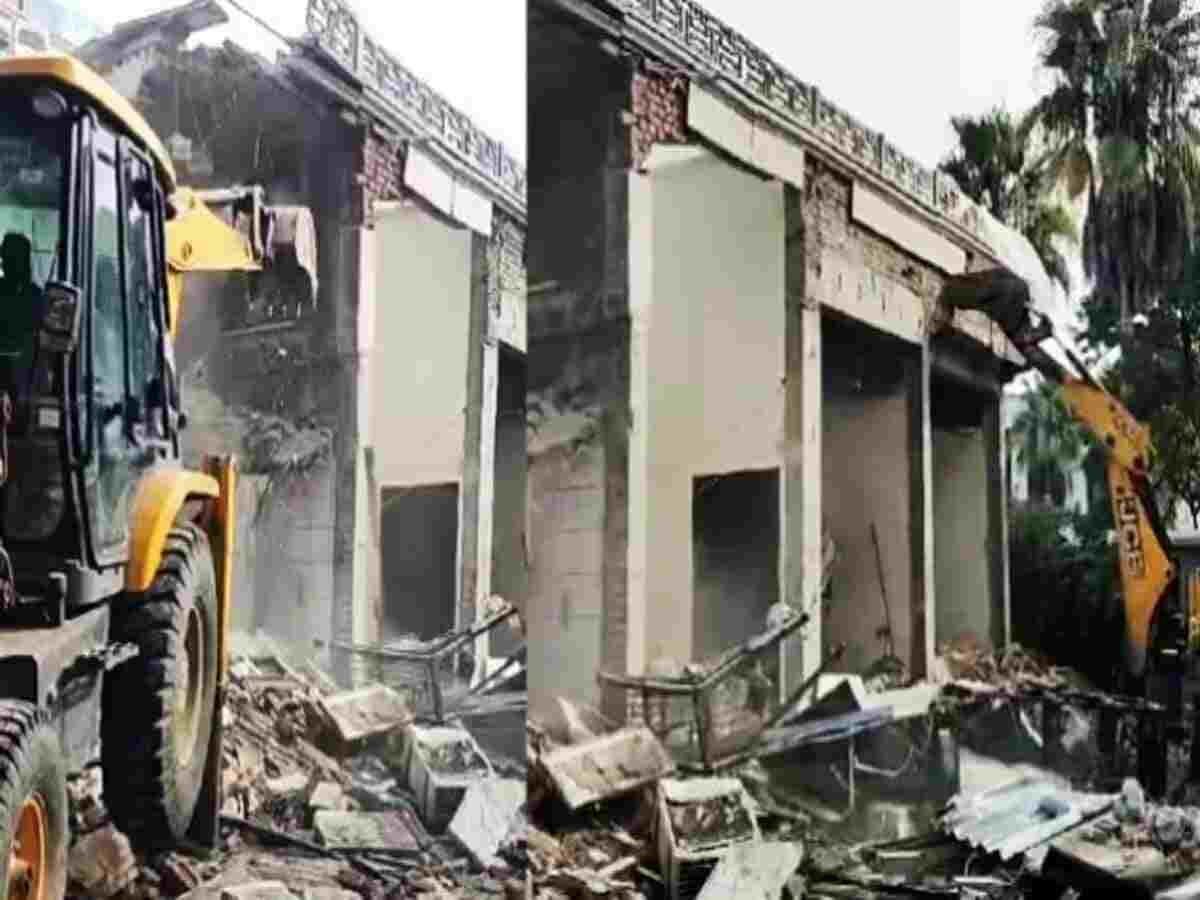 Demolition Drive | రూ.400 కోట్ల విలువైన ఫామ్‌ హౌజ్ ను బుల్డోజర్ తో నేలమట్టం    