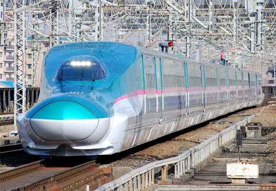 Mumbai-Ahmedabad Bullet Train : భారత దేశపు మొట్ట మొదటి బులెట్ రైలు ఫీచర్లు, సౌకర్యాలు చూసి షాక్ అవ్వాల్సిందే..