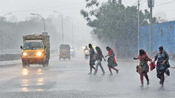 Weather Updates : ఏపీలో ఐదు రోజుల‌పాటు ఉరుములు, ఈదురు గాలుల‌తో భారీ వ‌ర్షాలు..