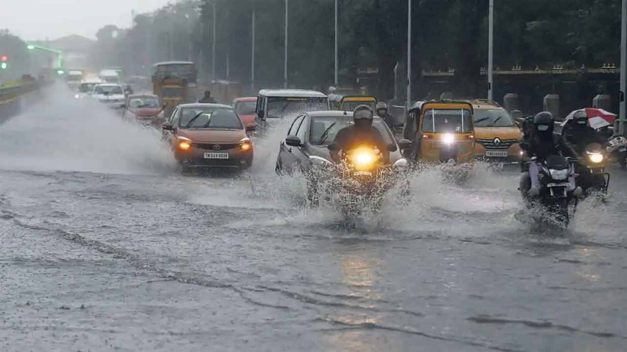 AP Cyclone Alert | ముంచుకొస్తున్న ముప్పు.. బంగాళాఖాతంలో బలపడిన అల్పపీడనం