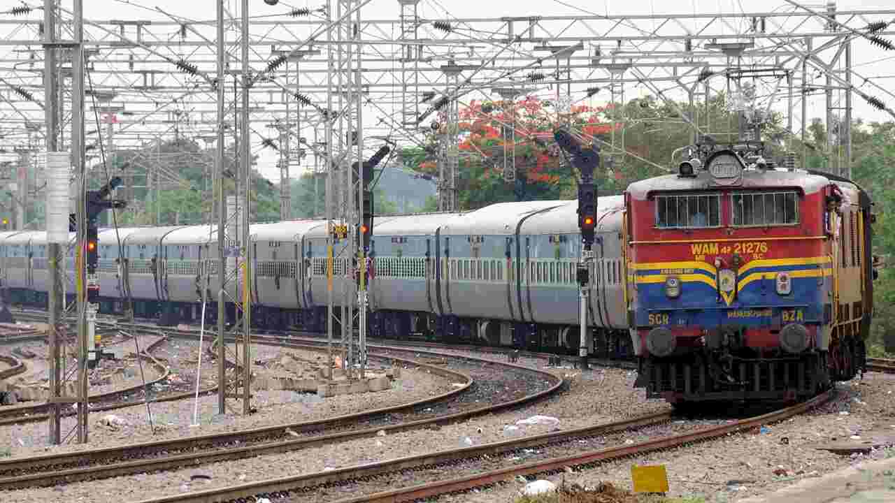 Trains Cancelled | ప్రయాణికులకు గ‌మ‌నిక‌.. నేడు మరో 20 రైళ్లు రద్దు