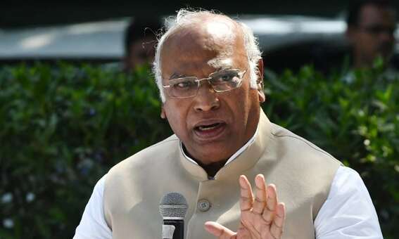 Mallikarjun Kharge | చిక్కుల్లో కాంగ్రెస్ చీఫ్ ఖర్గే..