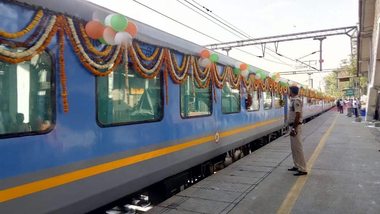 Gatimaan Express | వందే భారత్ ఎక్స్‌ప్రెస్,  గతిమాన్ ఎక్స్‌ప్రెస్ ఏది ఫాస్ట్ గా వెళుతుందో తెలుసా..