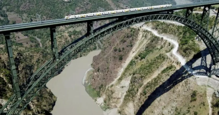 Chenab Bridge : భారత నిర్మాణ చరిత్రలో అద్భుతం