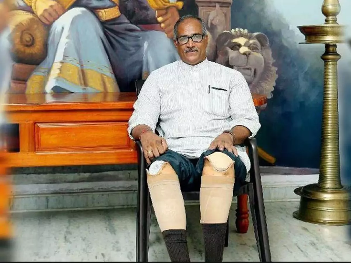 Sadanandan Master | దుండ‌గుల చేతిలో రెండు కాళ్లు కోల్పోయిన జాతీయవాదికి పట్టం  ..