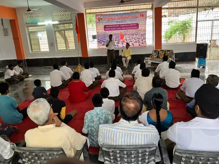 RSS : సమరసతతోనే దేశ పునర్నిర్మాణం