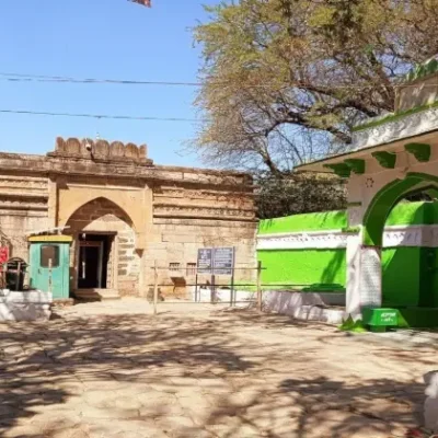 Bhojshala Dispute : వసంత పంచమి నాడు హిందువులు, ముస్లింలకు ప్రార్థనా సమయాలు ఖరారు!